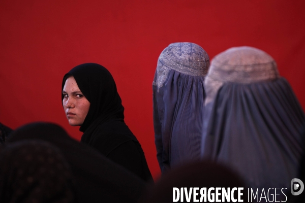 Les femmes afghanes impliquees dans les elections presidentielles du 20 aout 2009.