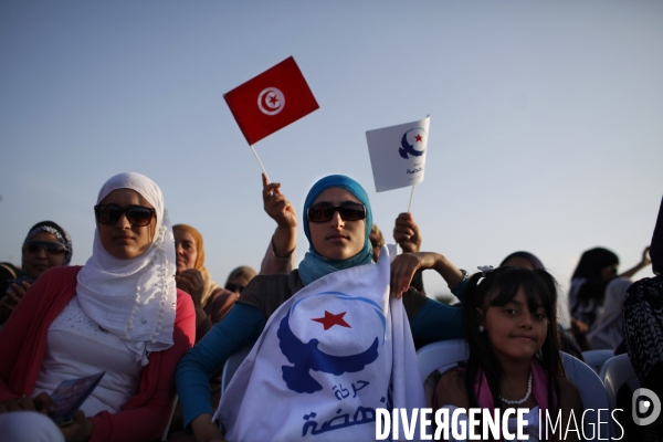 Le dernier meeting politique du parti islamique ennahdha a tunis, deux jours avant les elections de   l  assemblee constituante.