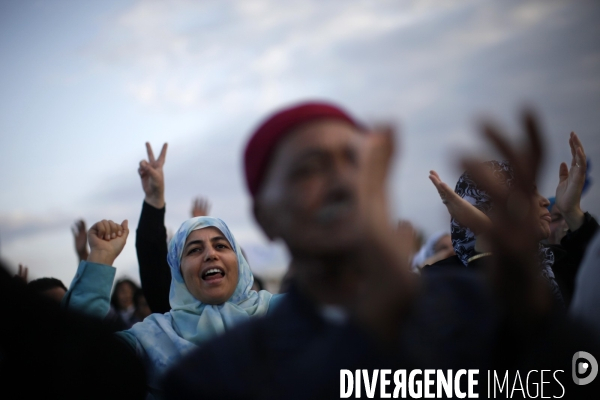 Le dernier meeting politique du parti islamique ennahdha a tunis, deux jours avant les elections de   l  assemblee constituante.