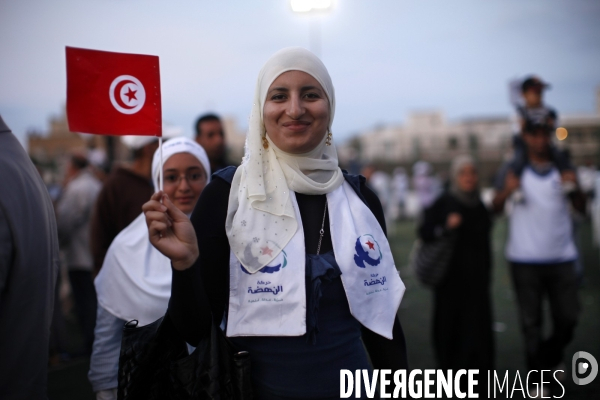 Le dernier meeting politique du parti islamique ennahdha a tunis, deux jours avant les elections de   l  assemblee constituante.