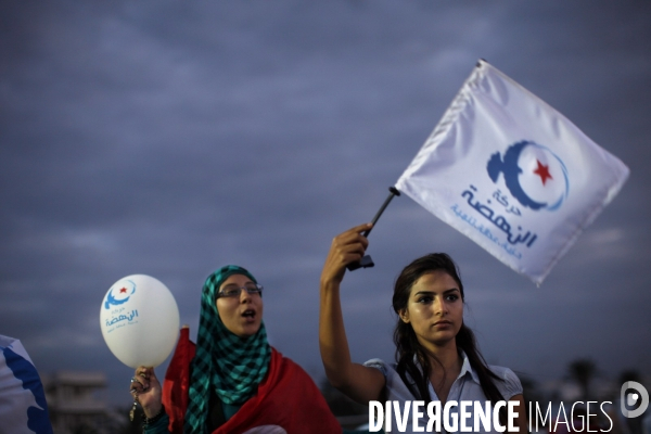 Le dernier meeting politique du parti islamique ennahdha a tunis, deux jours avant les elections de   l  assemblee constituante.