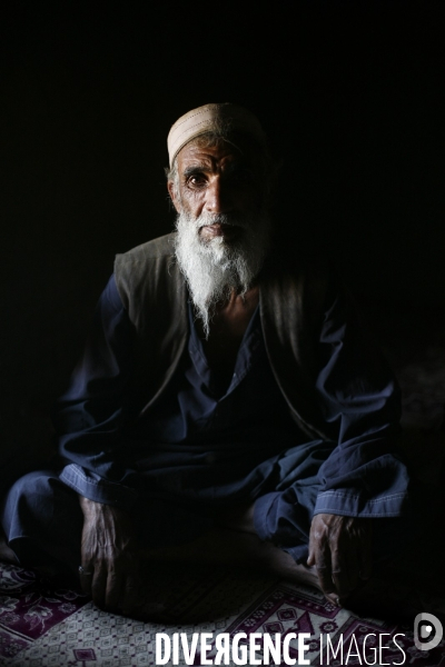 Portraits d afghans.