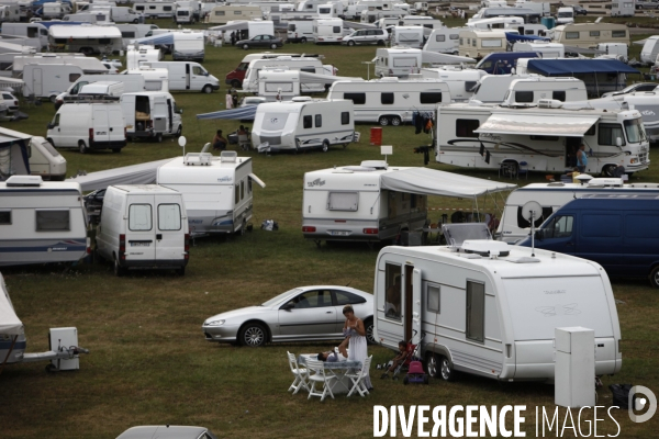 Rassemblement religieux des gens du voyage evangelistes, a chaumont (haute-marne)
