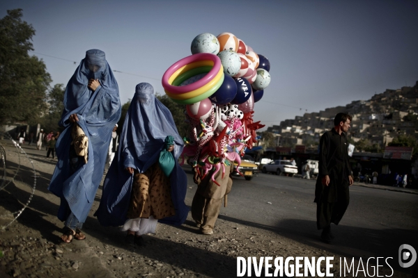 Vie quotidienne dans les rues de  kaboul.