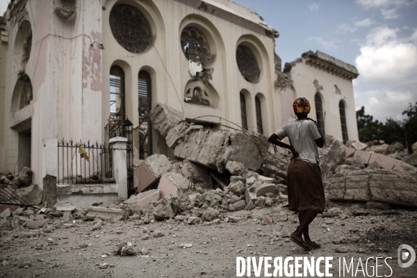 Seisme en haiti. scenes de pillages dans les rues de port-au-prince.