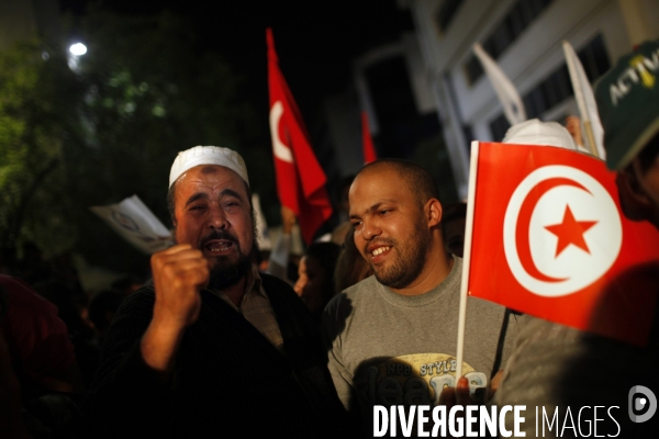 Soiree de victoire du parti islamiste tunisien ennhadha aux elections pour l assemblee constituante.