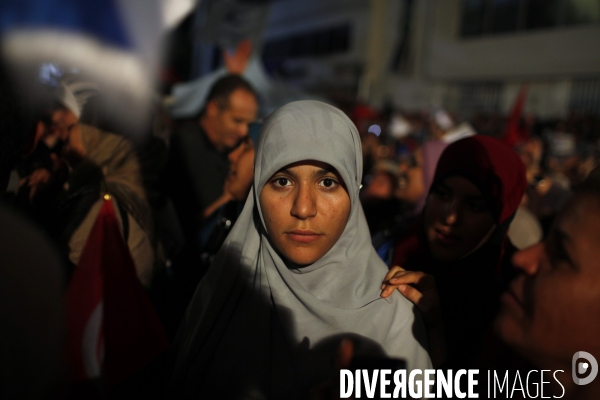 Soiree de victoire du parti islamiste tunisien ennhadha aux elections pour l assemblee constituante.