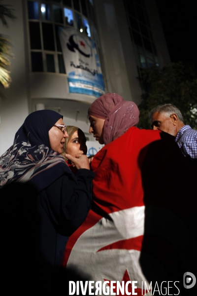 Soiree de victoire du parti islamiste tunisien ennhadha aux elections pour l assemblee constituante.