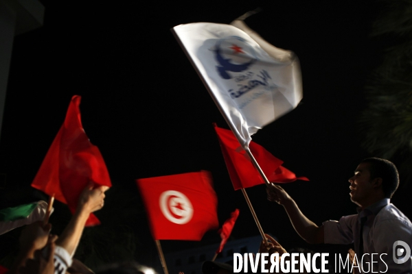 Soiree de victoire du parti islamiste tunisien ennhadha aux elections pour l assemblee constituante.