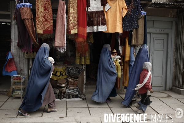 Vendredi, jour de repos a kaboul. vie quotidienne.