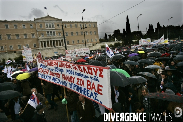 Manifestation des fonctionnaires dans le cadre de la greve en grece.