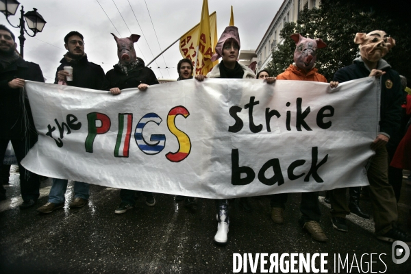 Manifestation des fonctionnaires dans le cadre de la greve en grece.