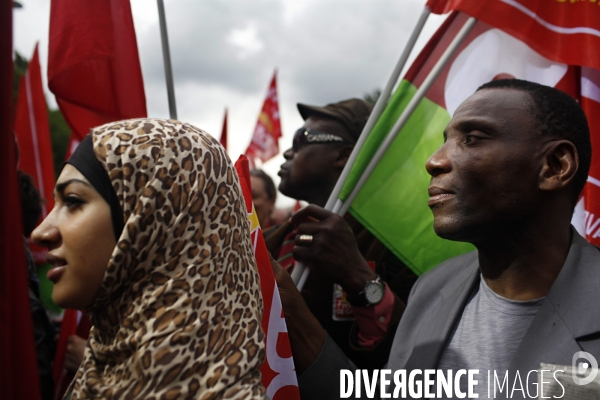 Rassemblement a l appel du front de gauche contre le vote au second tour du president sarkozy.