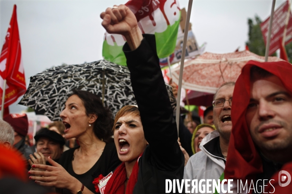 Rassemblement a l appel du front de gauche contre le vote au second tour du president sarkozy.
