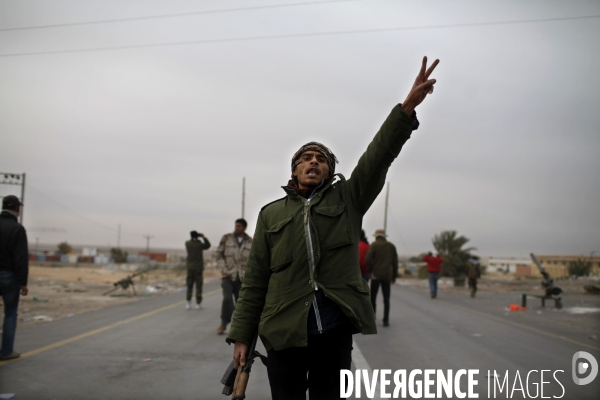 Battle in libya between rebels and pro kadhafi, on the front line.
