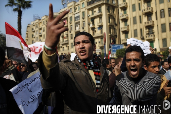 Manifestation des partisants du president hosni moubarak au caire.