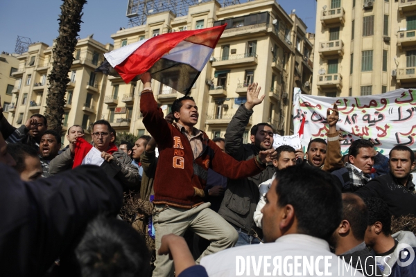 Manifestation des partisants du president hosni moubarak au caire.