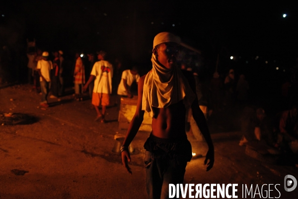Nuit de tensions apres l annonce des resultats du premier tour des elections presidentielles haitienne.