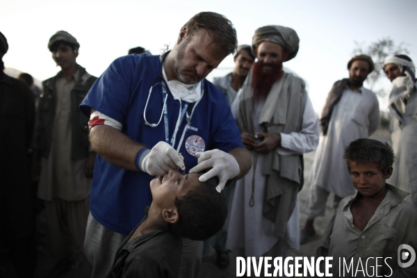 Camps de refugies de parwan a la sortie de kaboul.