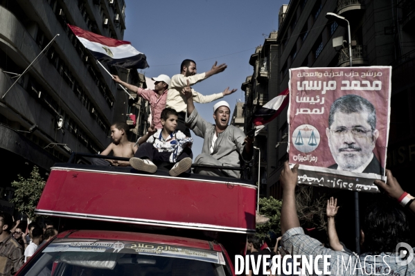 Election du candidat des freres musulmans, mohamed morsi, a la presidentielle egyptienne.