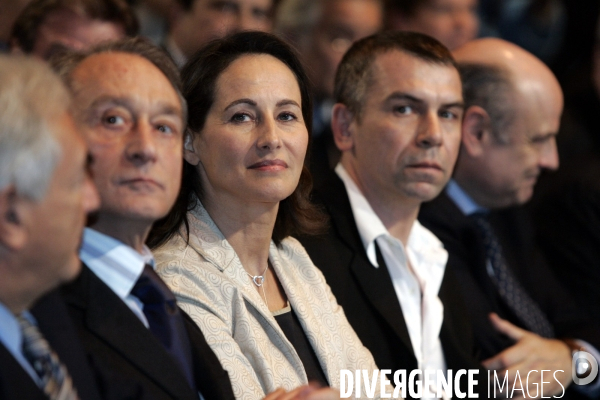 Reunion publique, dans le 13eme arrondissement de Paris, de Segolene Royal, candidate a la presidentielle 2007.