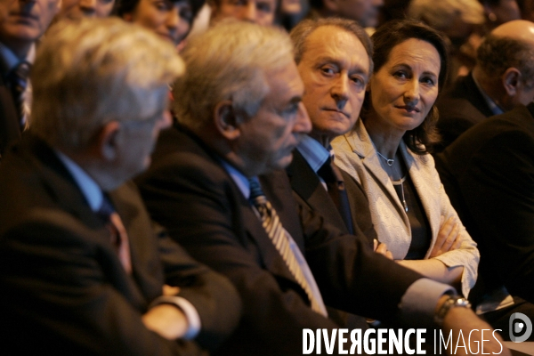 Reunion publique, dans le 13eme arrondissement de Paris, de Segolene Royal, candidate a la presidentielle 2007.