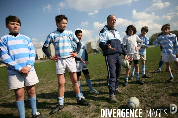 Ecole de rugby du racing metro, a colombes, dans les hauts de seine.