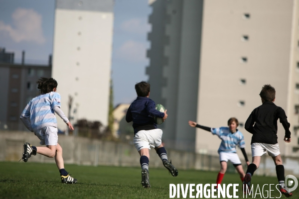 Ecole de rugby du racing metro, a colombes, dans les hauts de seine.