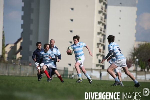 Ecole de rugby du racing metro, a colombes, dans les hauts de seine.