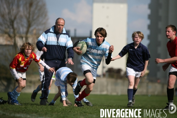 Ecole de rugby du racing metro, a colombes, dans les hauts de seine.