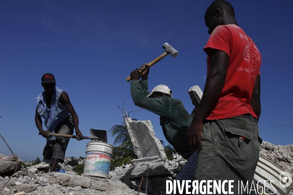 Quotidien dans les rues de port-au-prince, 10 mois apres le seisme.