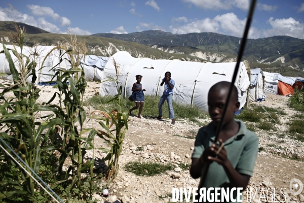 Vie quotidienne en haiti 10 mois apres le seisme/ daily life in haiti 10 months after the earthquake