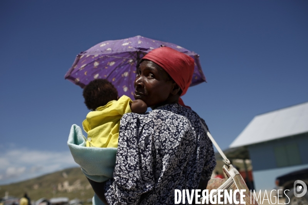 Vie quotidienne en haiti 10 mois apres le seisme/ daily life in haiti 10 months after the earthquake