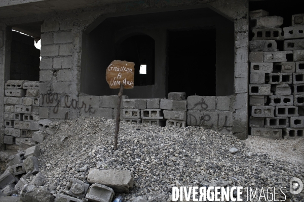 Vie quotidienne en haiti 10 mois apres le seisme/ daily life in haiti 10 months after the earthquake