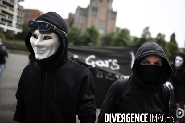 Tentative d action des collectif des desobeissants a calais.