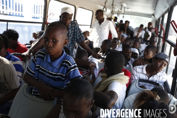 Reportage sur le trafic d enfants a haiti.