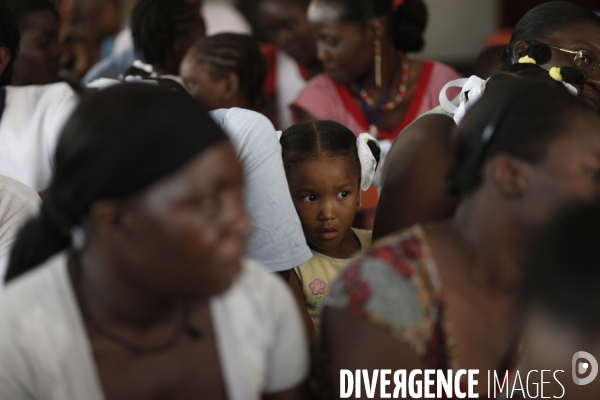 Reportage sur le trafic d enfants a haiti.