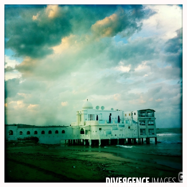 Hipstamatic on tunisia