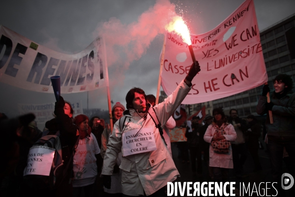 Manifestation nationale des enseignants chercheurs