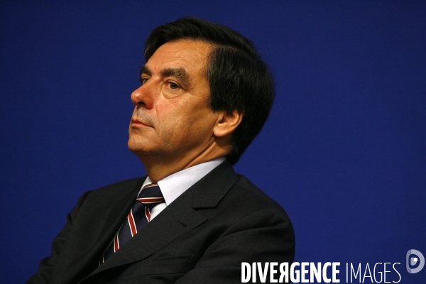 Francois fillon, premier ministre.