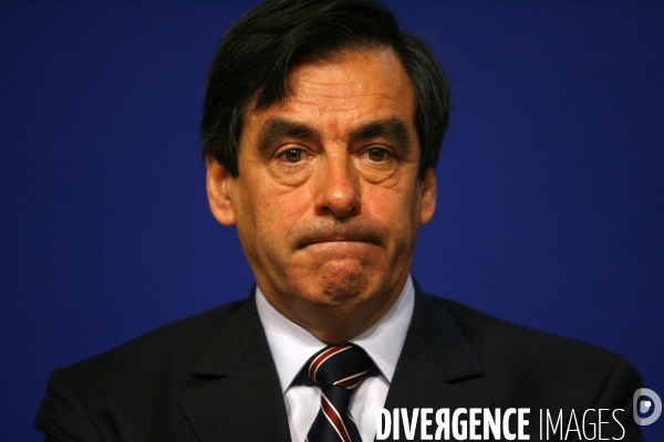 Francois fillon, premier ministre.