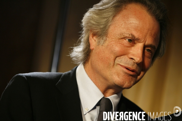 Remise du prix cb news 2008.