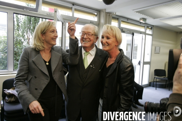 Presentation des voeux de Jean Marie Le Pen a la presse