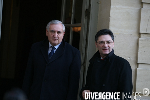 Le premier ministre recevait a Matignon les representant des associations venant en aide aux personnes a la rue