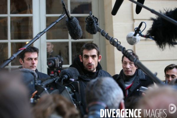 Le premier ministre recevait a Matignon les representant des associations venant en aide aux personnes a la rue