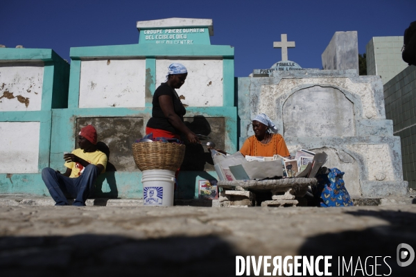 Ceremonie vaudou pour la toussaint a port-au-prince: la fete des guedes.
