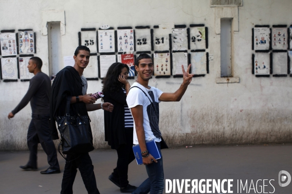 Affiches electorales a tunis.