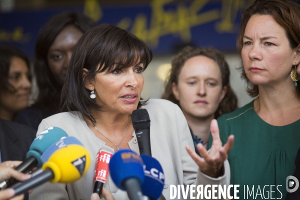 Anne Hidalgo officialise sa candidature a la mairie de Paris.