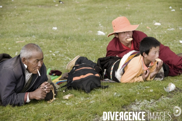 Course hippique sur le haut plateau tibétain - Horse race on tibetan plateau