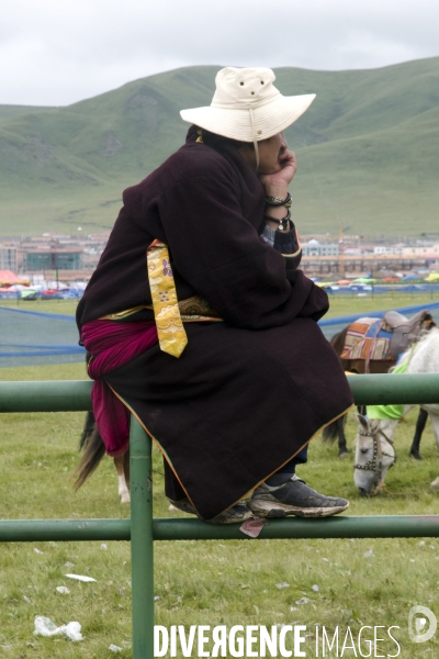 Course hippique sur le haut plateau tibétain - Horse race on tibetan plateau